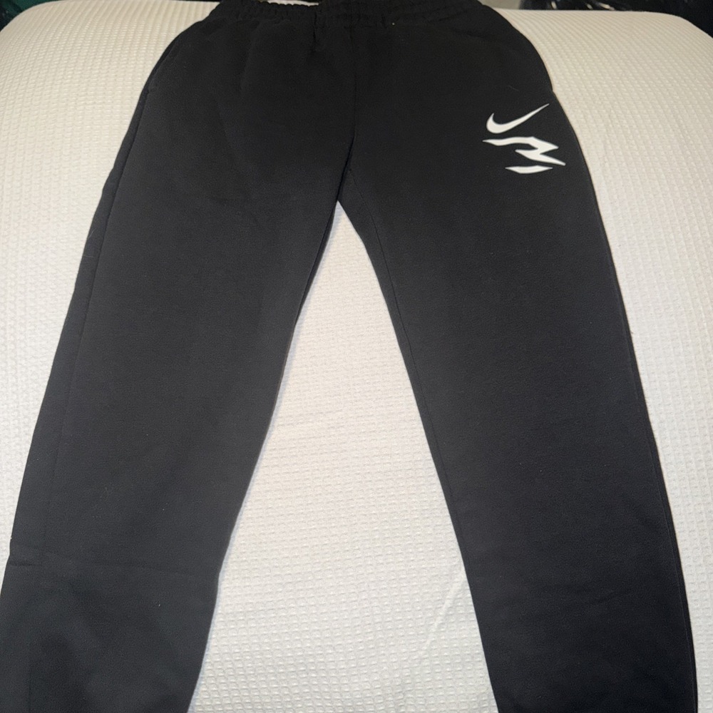 Nike 3 Brand Fleece Joggers Sweatpants Youth Boys Black M  Embroidery Logo